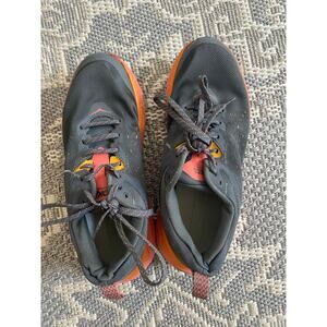 Hoka Shoes 9.5 wide